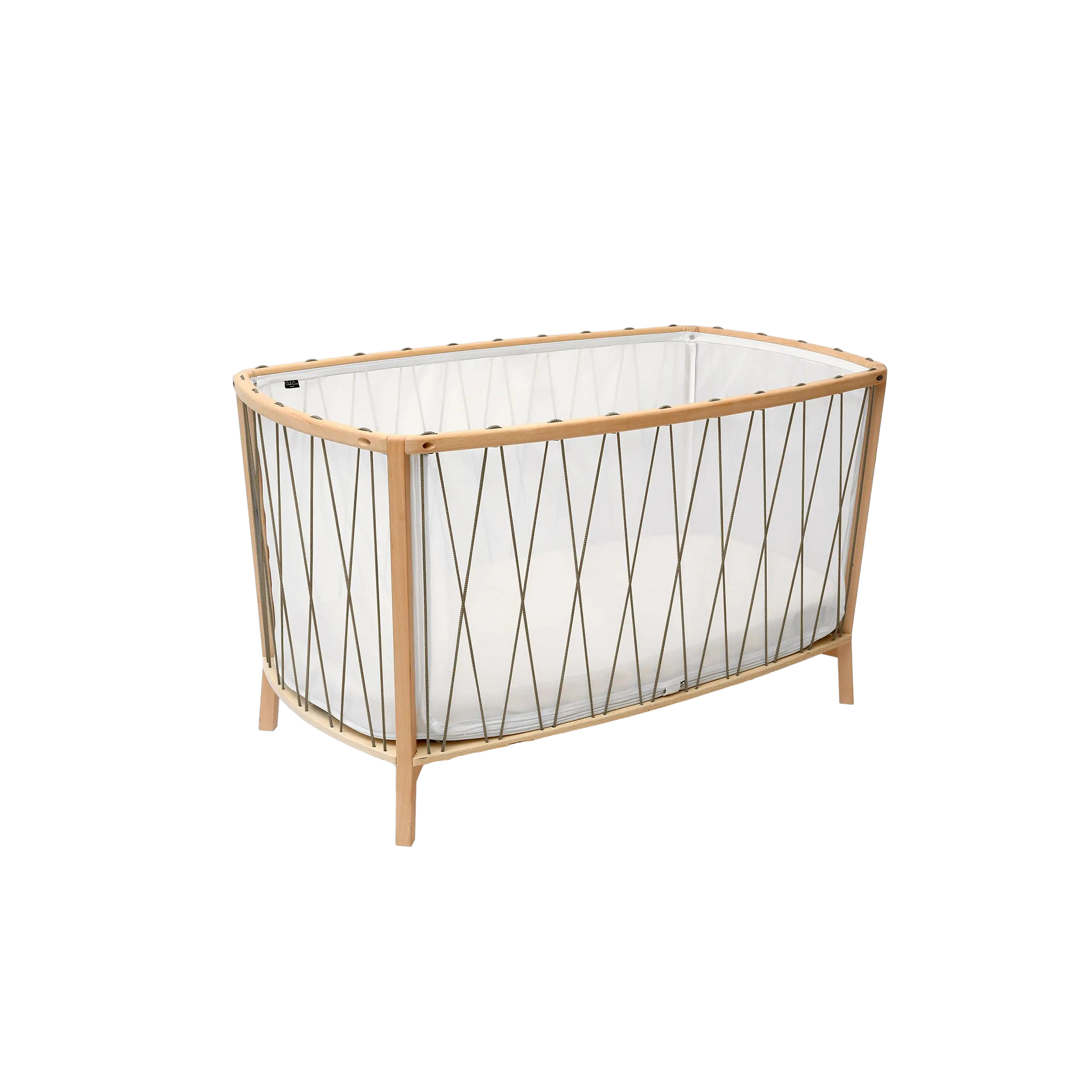 kimi-baby-bed-in-desert-mayker-interiors